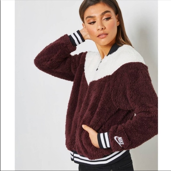 Nike Athletic Sherpa Wolf Teddy Zip Up Long Sleeves Bomber Jacket Size Small - Picture 1 of 16